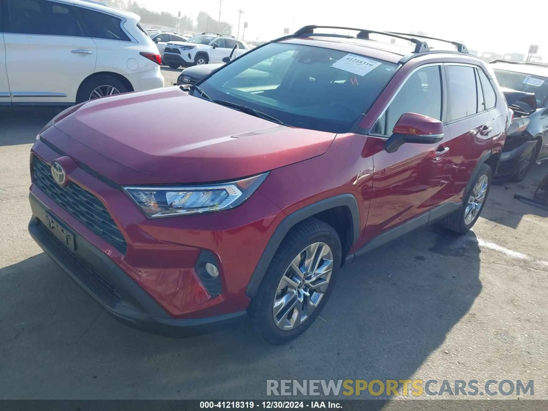 2 Photograph of a damaged car JTMC1RFV3LD051572 TOYOTA RAV4 2020