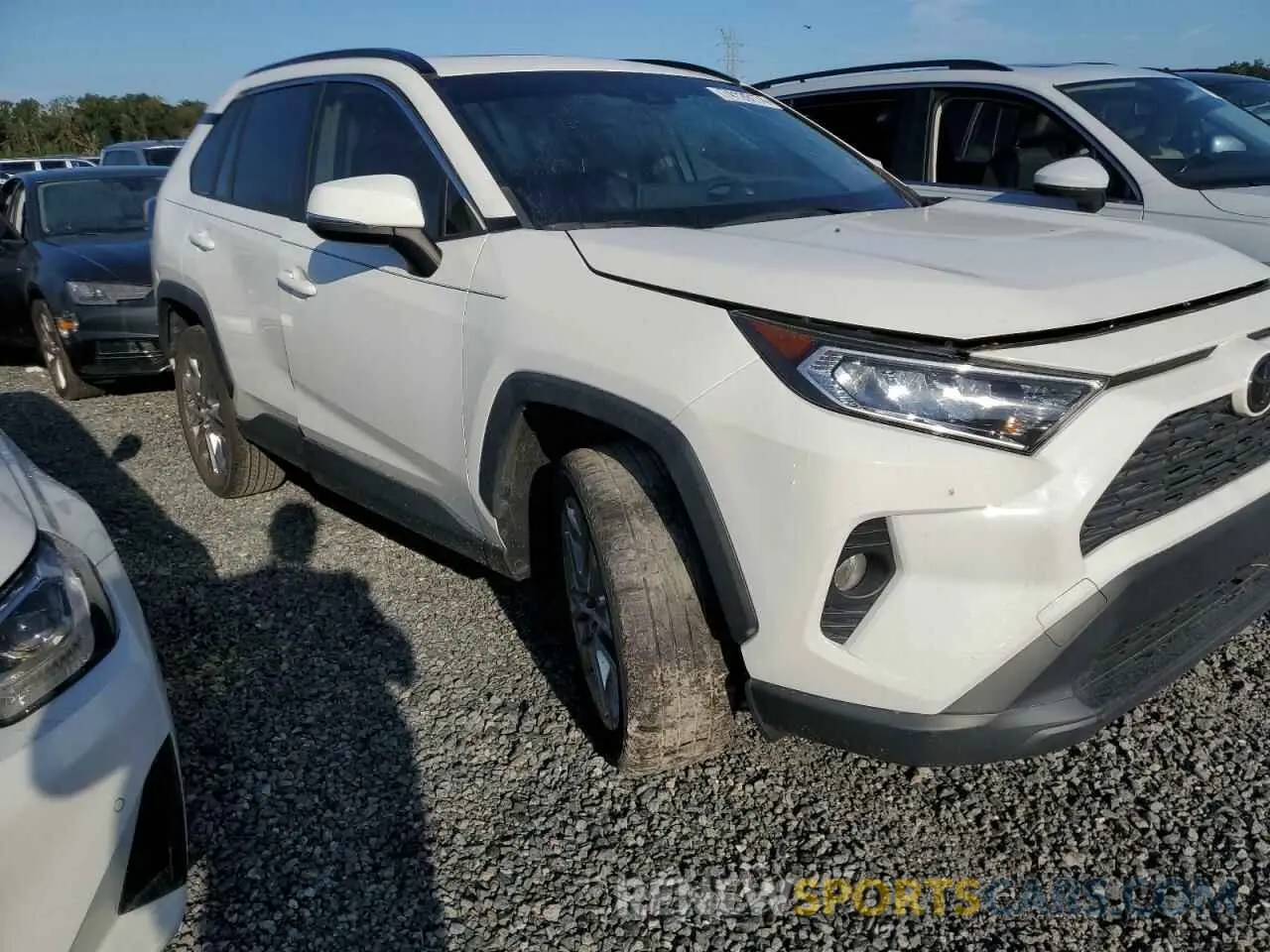 4 Photograph of a damaged car JTMC1RFV6LD055907 TOYOTA RAV4 2020