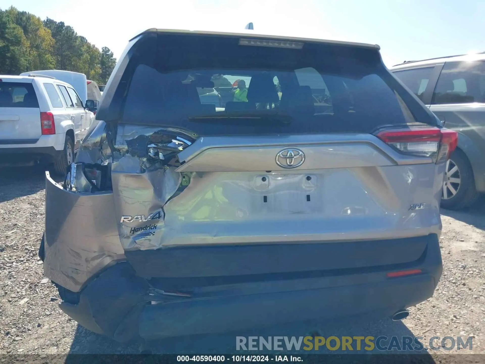 12 Photograph of a damaged car JTMC1RFV7LD517603 TOYOTA RAV4 2020