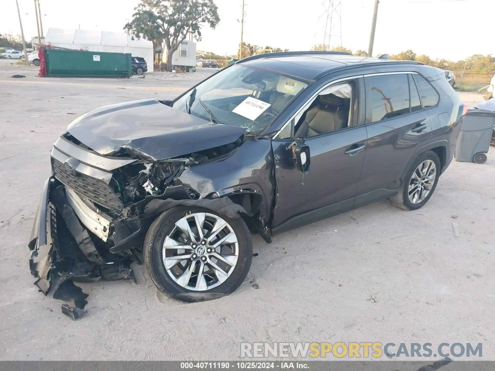 2 Фотография поврежденного автомобиля JTMC1RFV7LJ019063 TOYOTA RAV4 2020