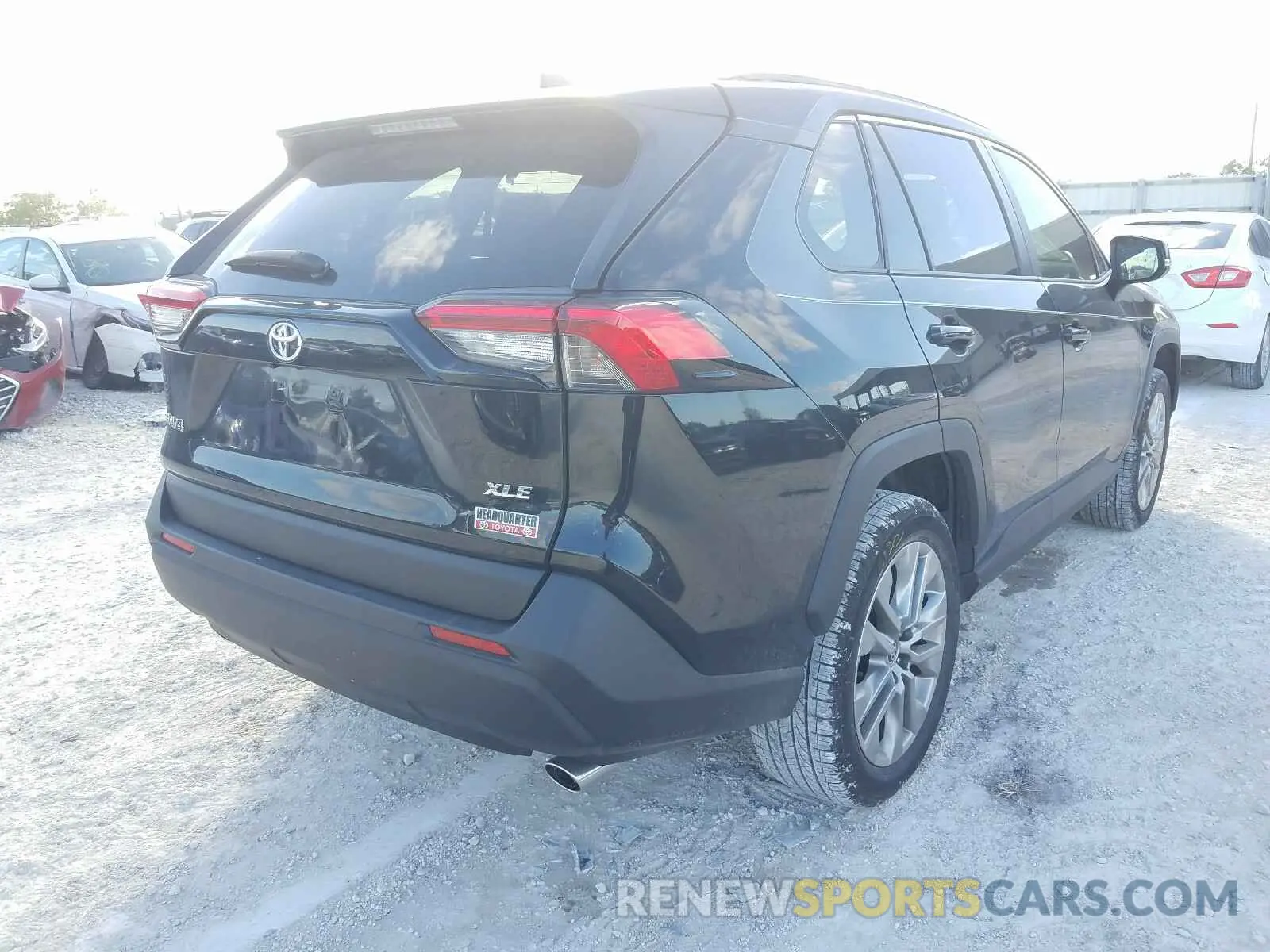 4 Photograph of a damaged car JTMC1RFVXLD047163 TOYOTA RAV4 2020