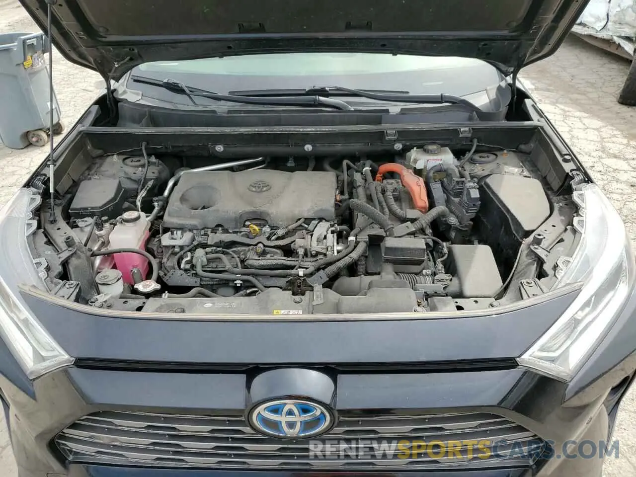 13 Photograph of a damaged car JTMD6RFV1LD006619 TOYOTA RAV4 2020