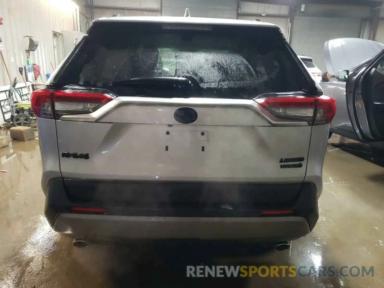 6 Фотография поврежденного автомобиля JTMDWRFV6LD548220 TOYOTA RAV4 2020