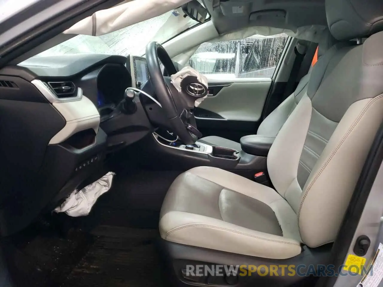 7 Фотография поврежденного автомобиля JTMDWRFV6LD548220 TOYOTA RAV4 2020