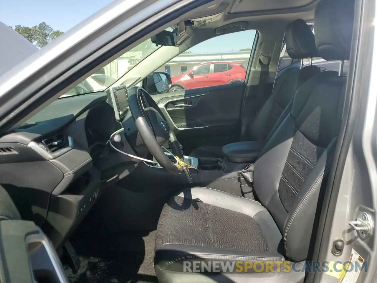 7 Фотография поврежденного автомобиля JTMDWRFV6LJ048608 TOYOTA RAV4 2020