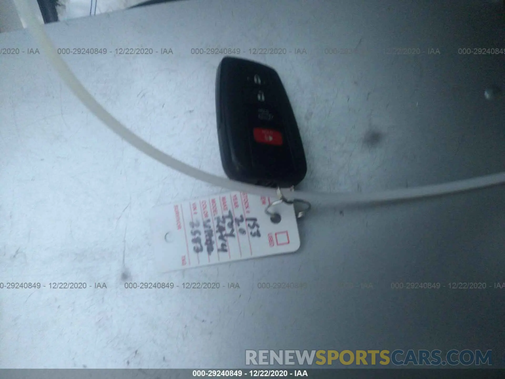 11 Photograph of a damaged car JTME6RFV4LD502583 TOYOTA RAV4 2020