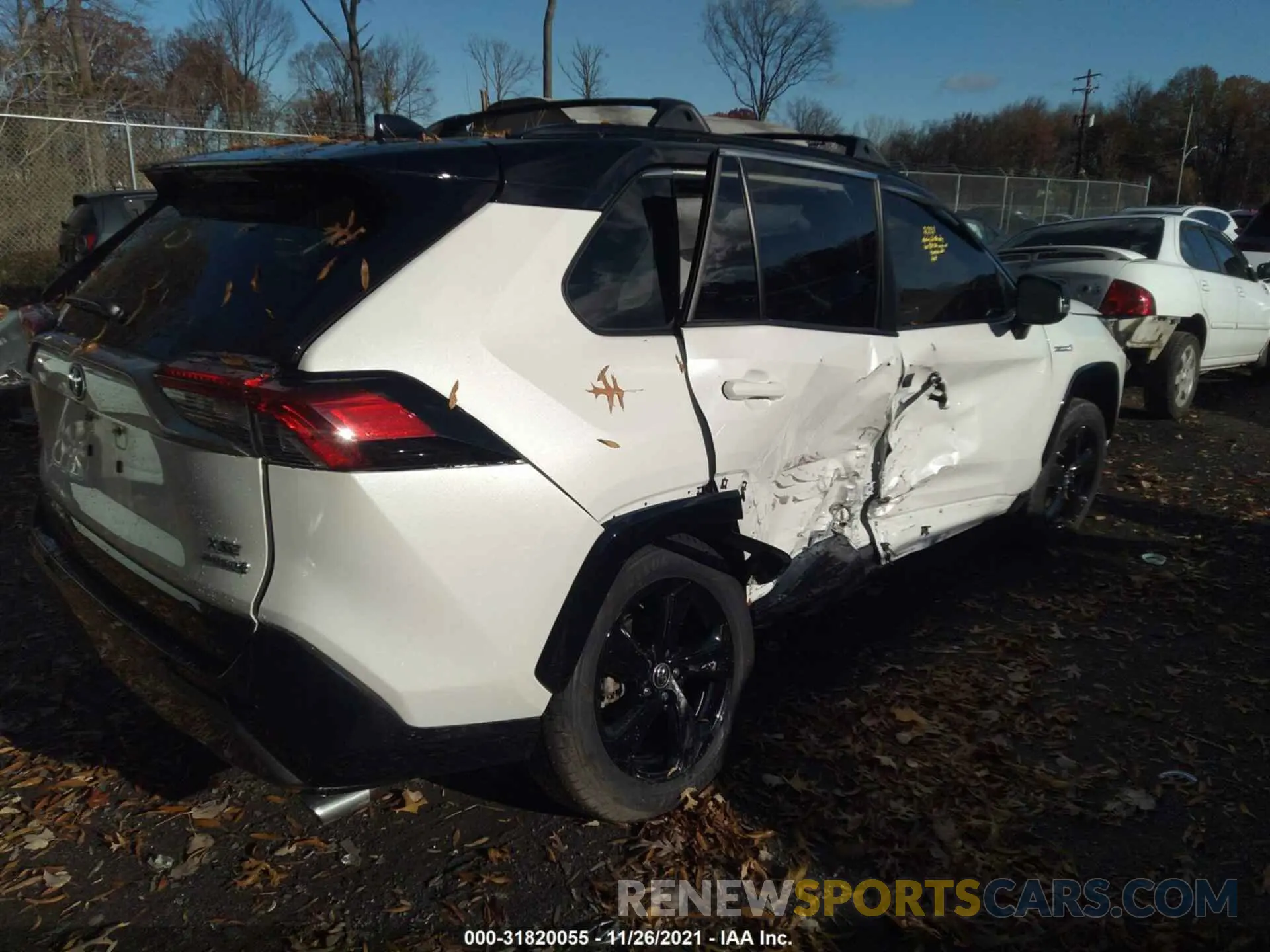 4 Photograph of a damaged car JTMEWRFV2LD543214 TOYOTA RAV4 2020