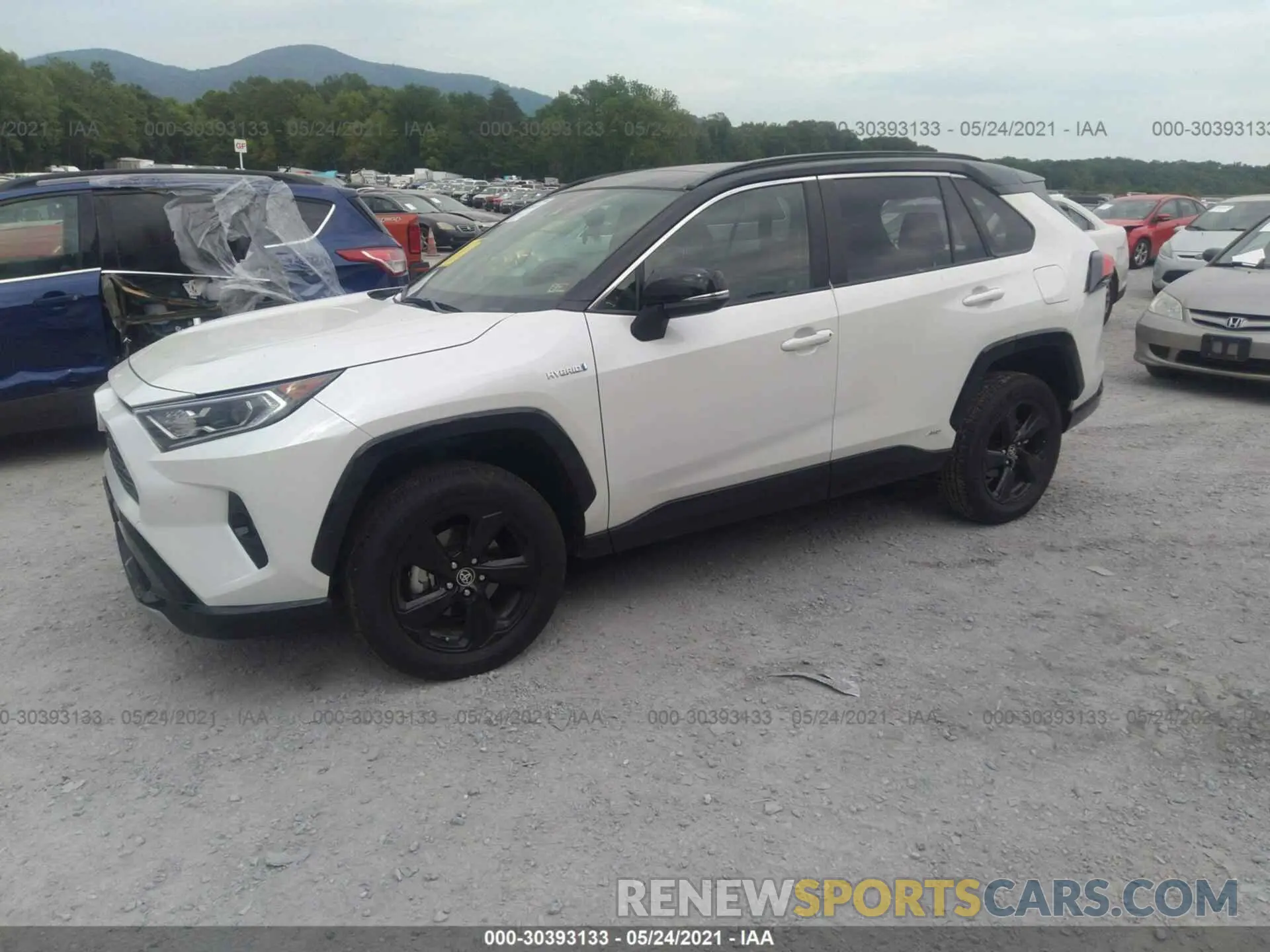 2 Photograph of a damaged car JTMEWRFV2LD548266 TOYOTA RAV4 2020