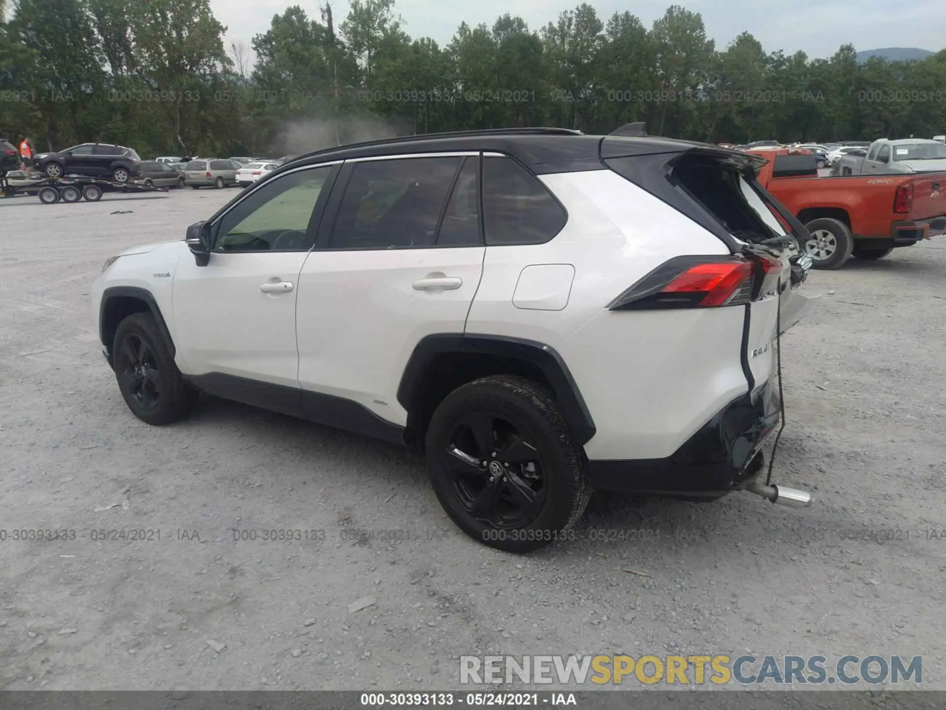 3 Photograph of a damaged car JTMEWRFV2LD548266 TOYOTA RAV4 2020