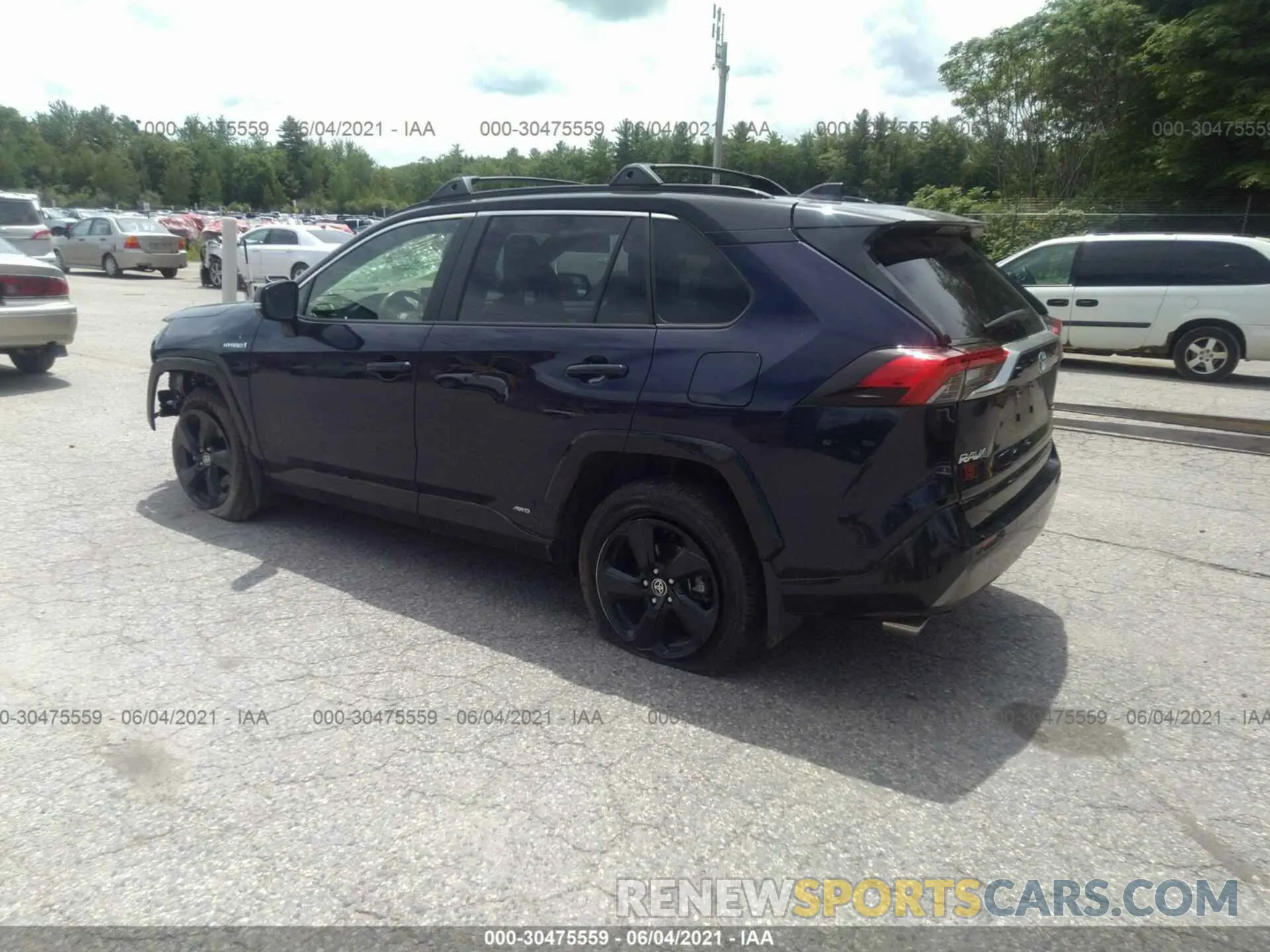 3 Photograph of a damaged car JTMEWRFV5LJ029939 TOYOTA RAV4 2020
