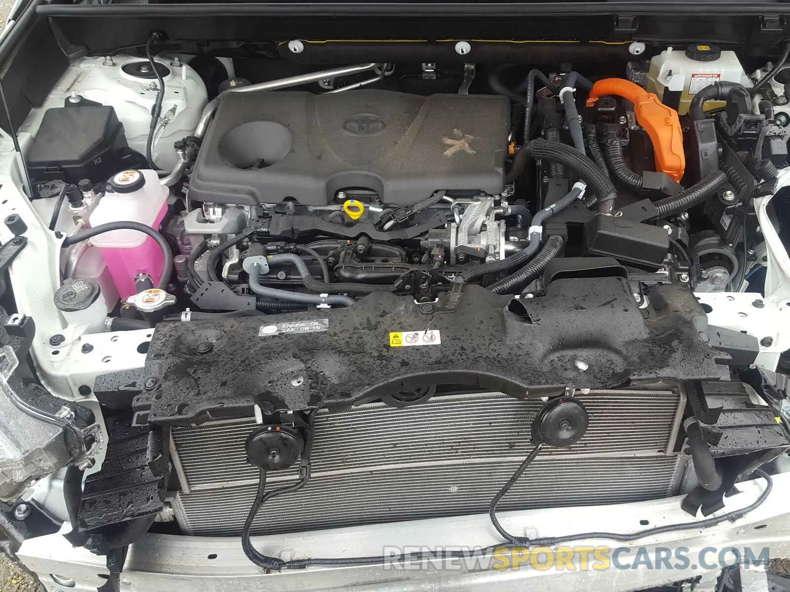 7 Photograph of a damaged car JTMEWRFV6LD525704 TOYOTA RAV4 2020