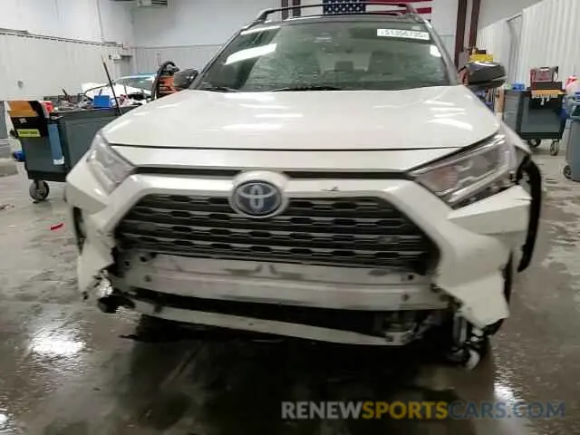 11 Photograph of a damaged car JTMEWRFV7LD527123 TOYOTA RAV4 2020