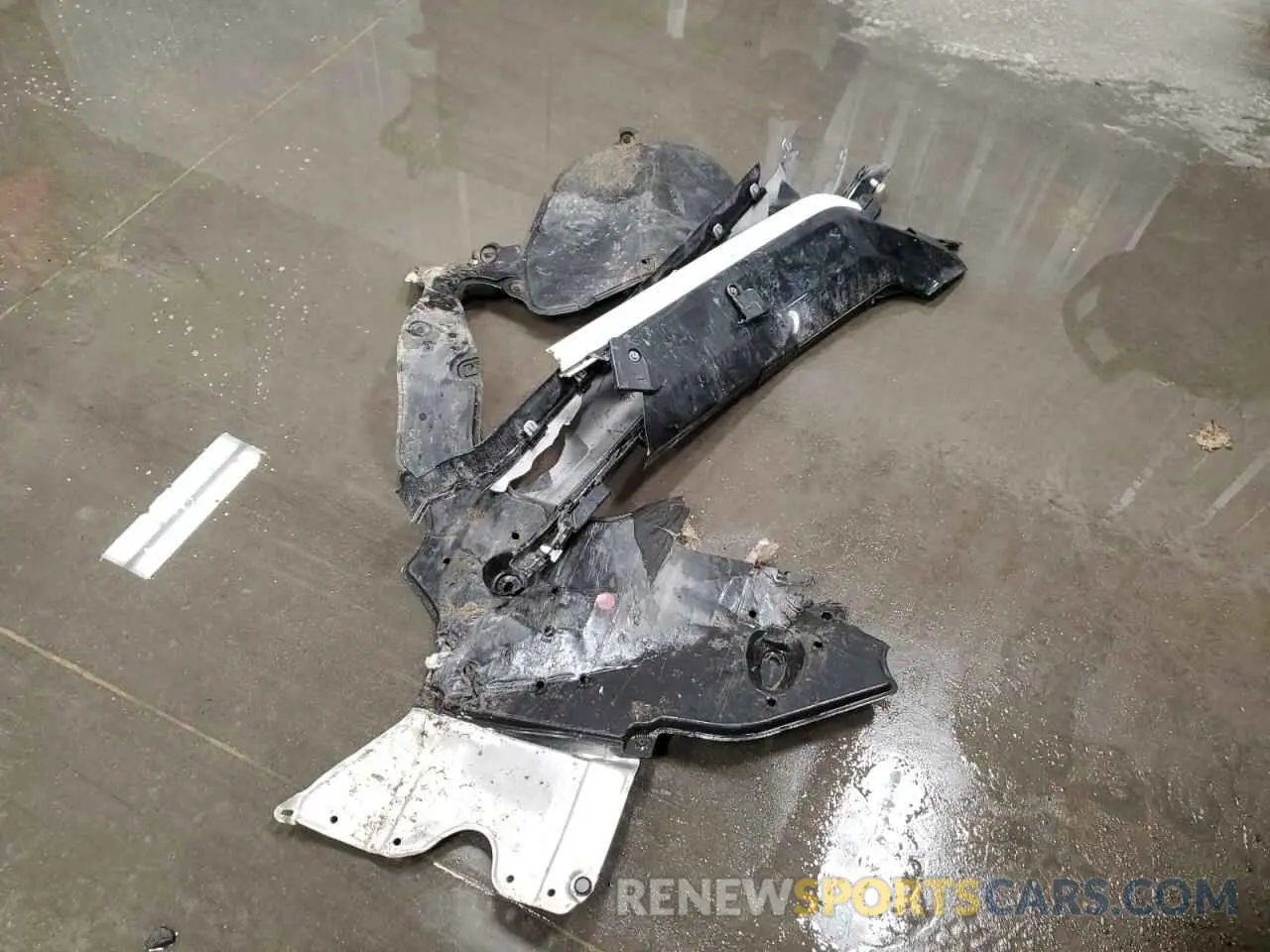 15 Photograph of a damaged car JTMEWRFV7LD527123 TOYOTA RAV4 2020