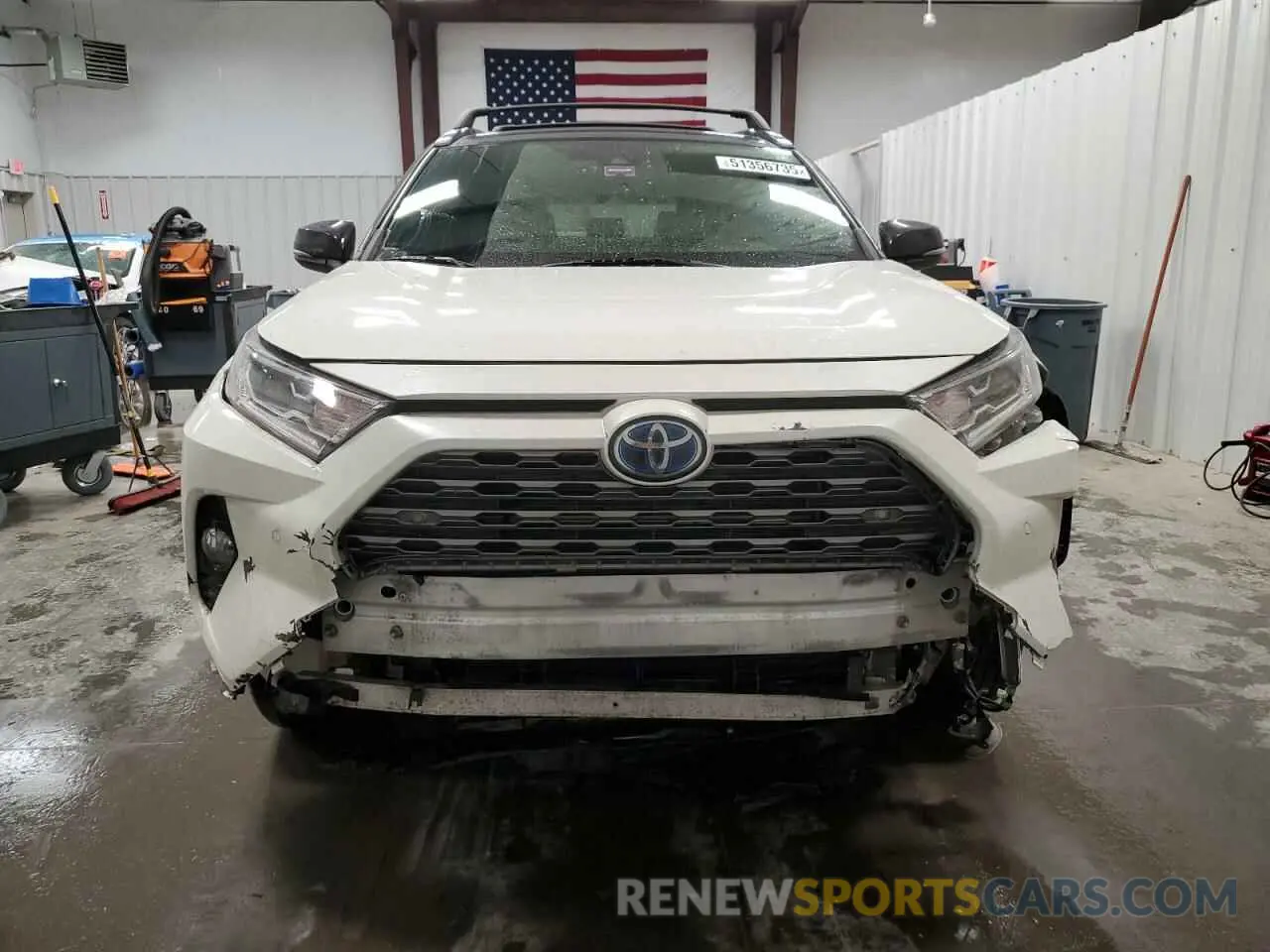 5 Photograph of a damaged car JTMEWRFV7LD527123 TOYOTA RAV4 2020