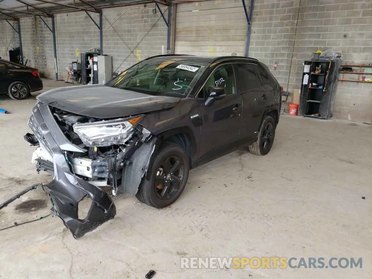 2 Фотография поврежденного автомобиля JTMEWRFV8LJ046010 TOYOTA RAV4 2020