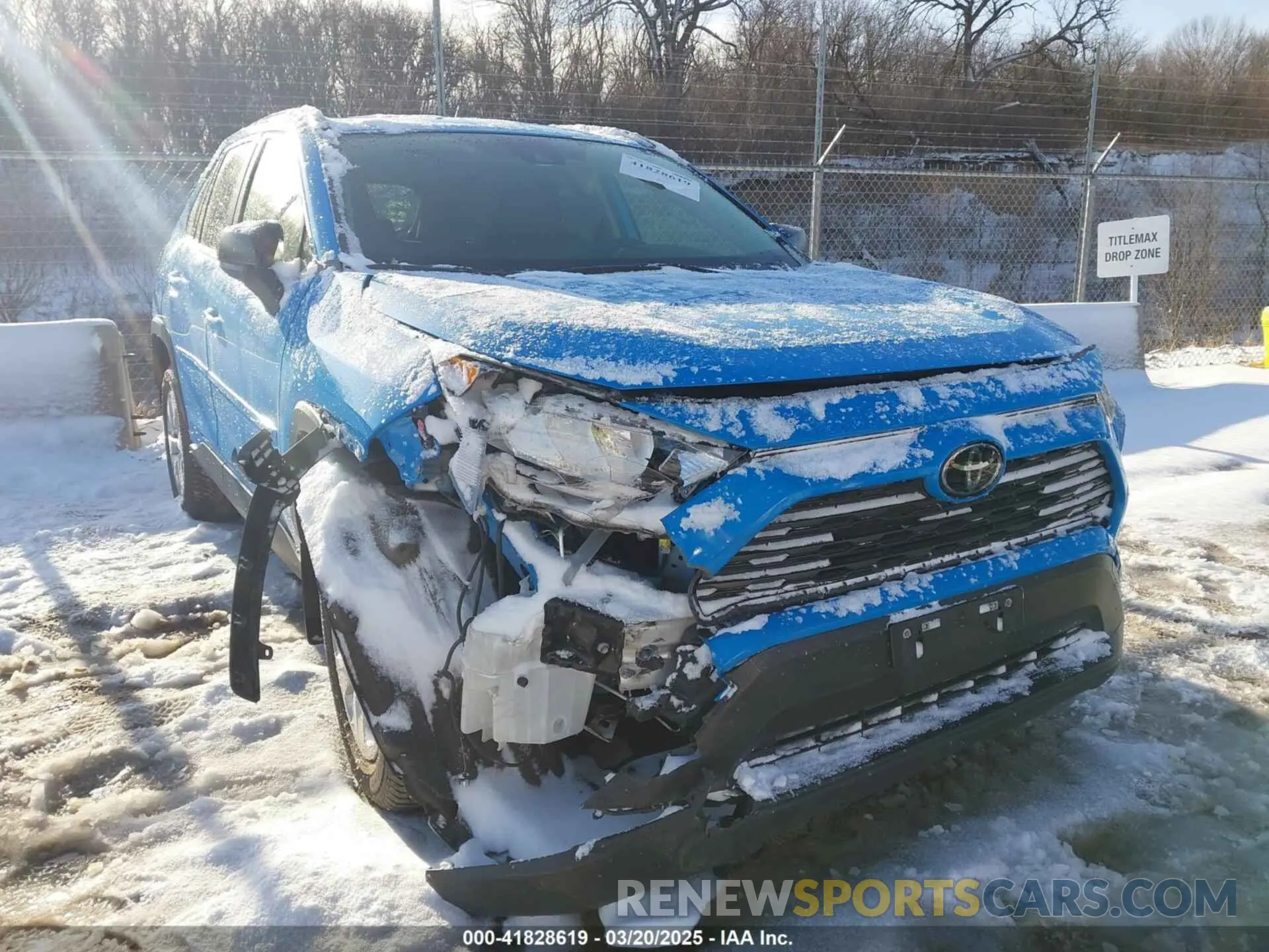 1 Фотография поврежденного автомобиля JTMF1RFV3LD068644 TOYOTA RAV4 2020