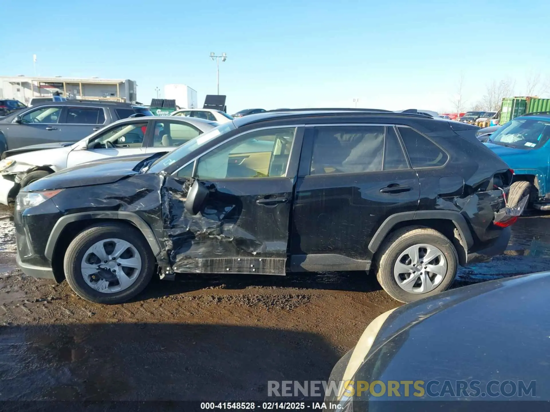 14 Photograph of a damaged car JTMF1RFV4LD058513 TOYOTA RAV4 2020