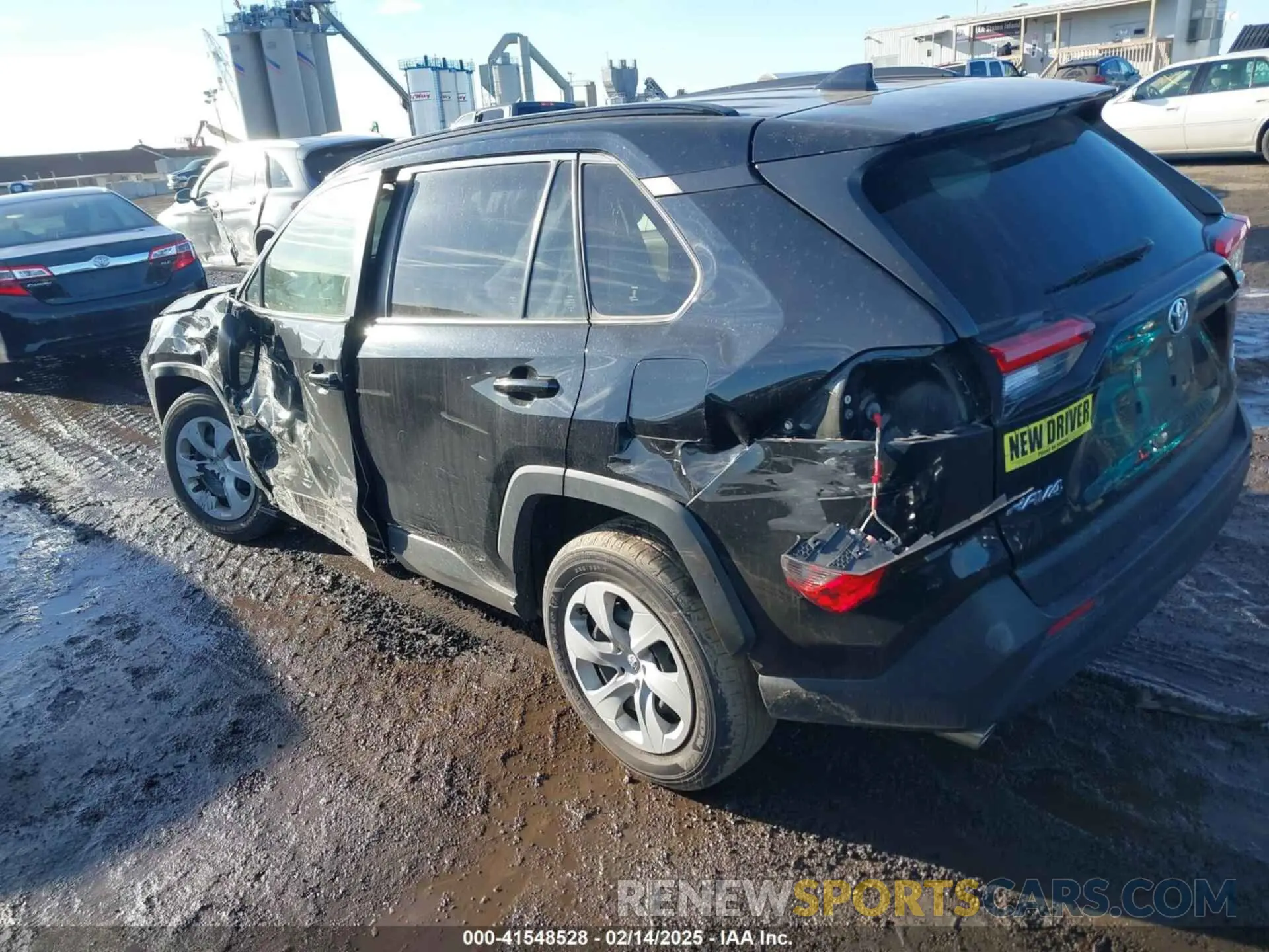 3 Photograph of a damaged car JTMF1RFV4LD058513 TOYOTA RAV4 2020