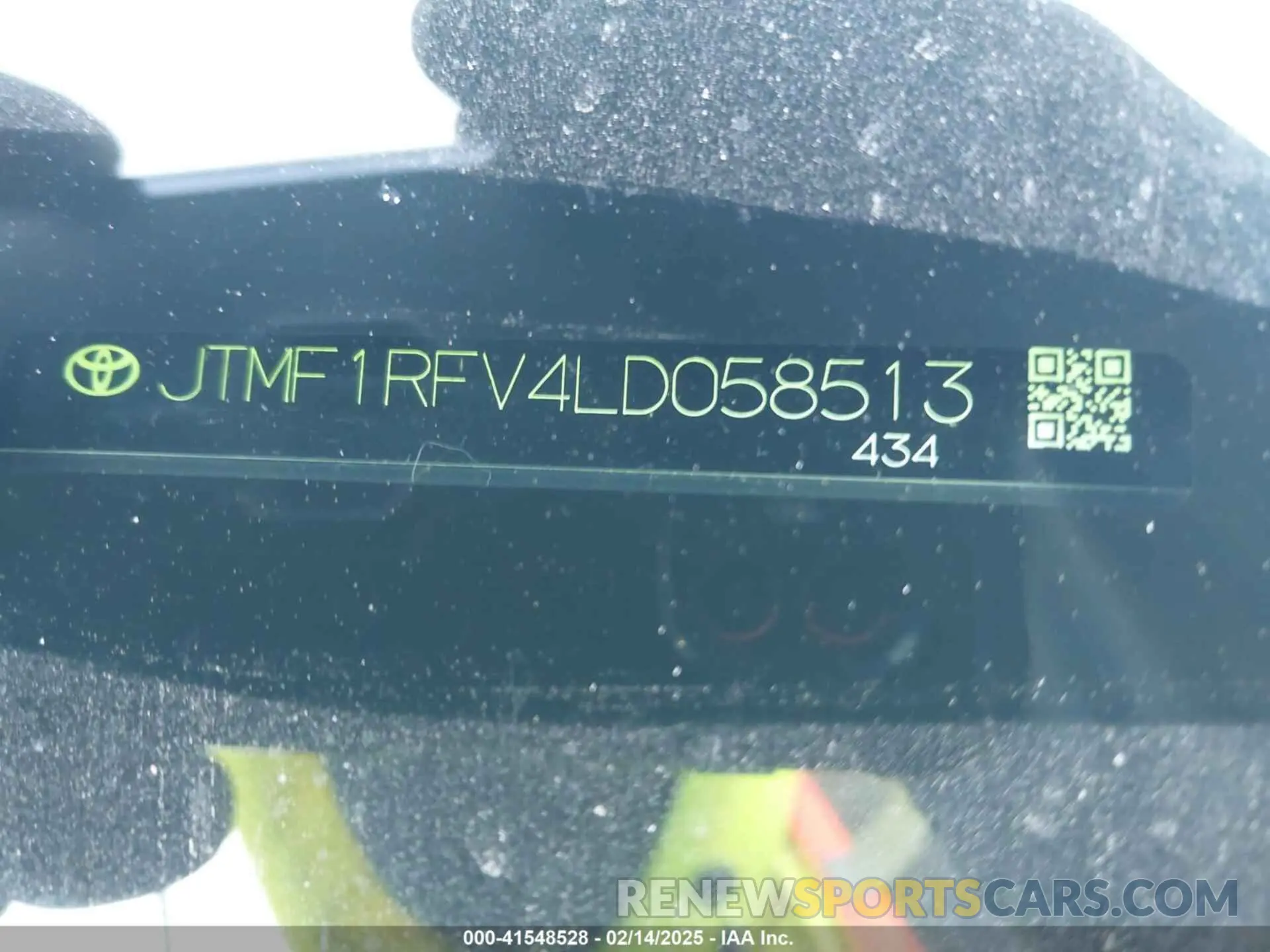 9 Photograph of a damaged car JTMF1RFV4LD058513 TOYOTA RAV4 2020