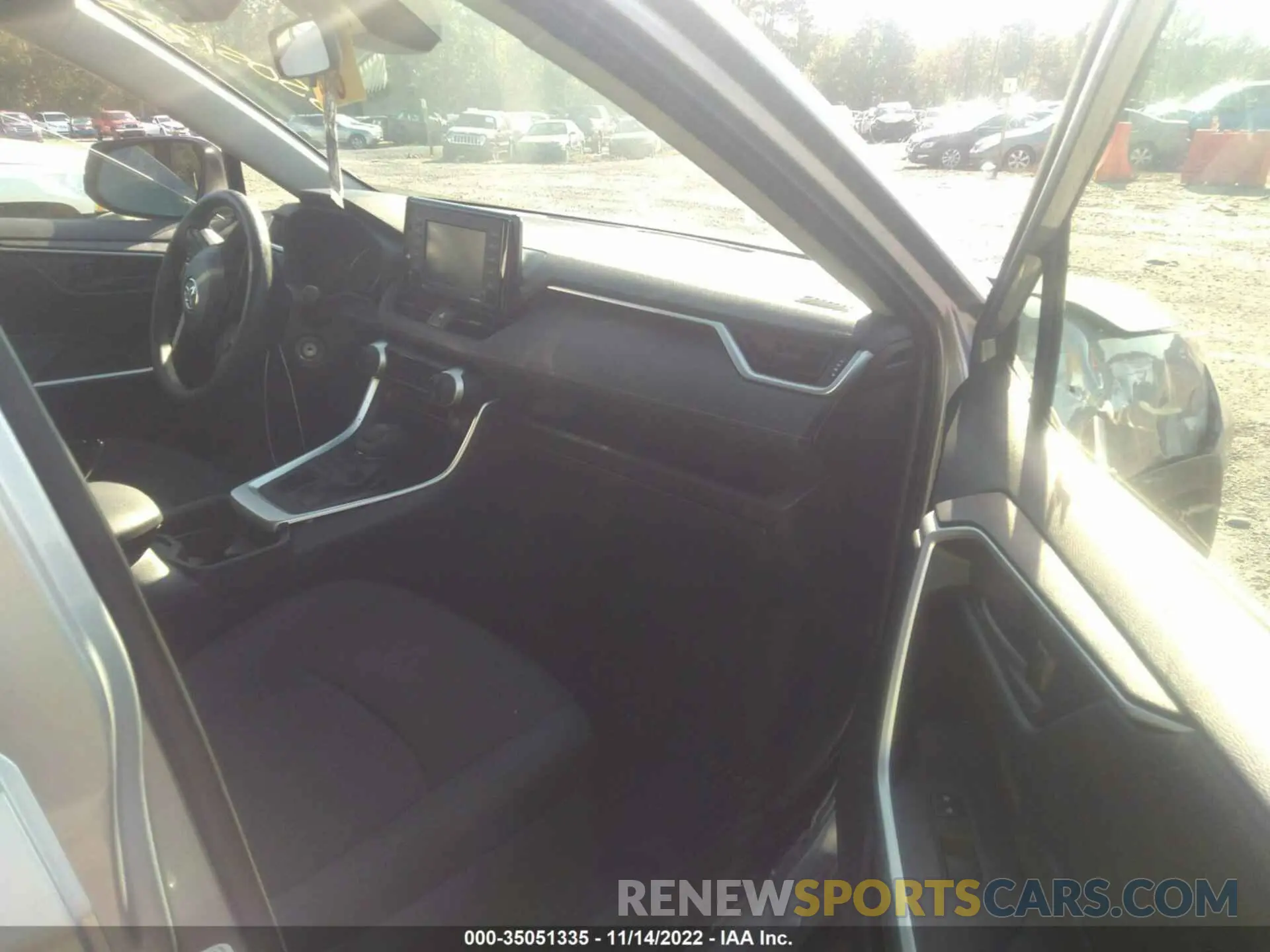5 Фотография поврежденного автомобиля JTMF1RFV7LD059493 TOYOTA RAV4 2020