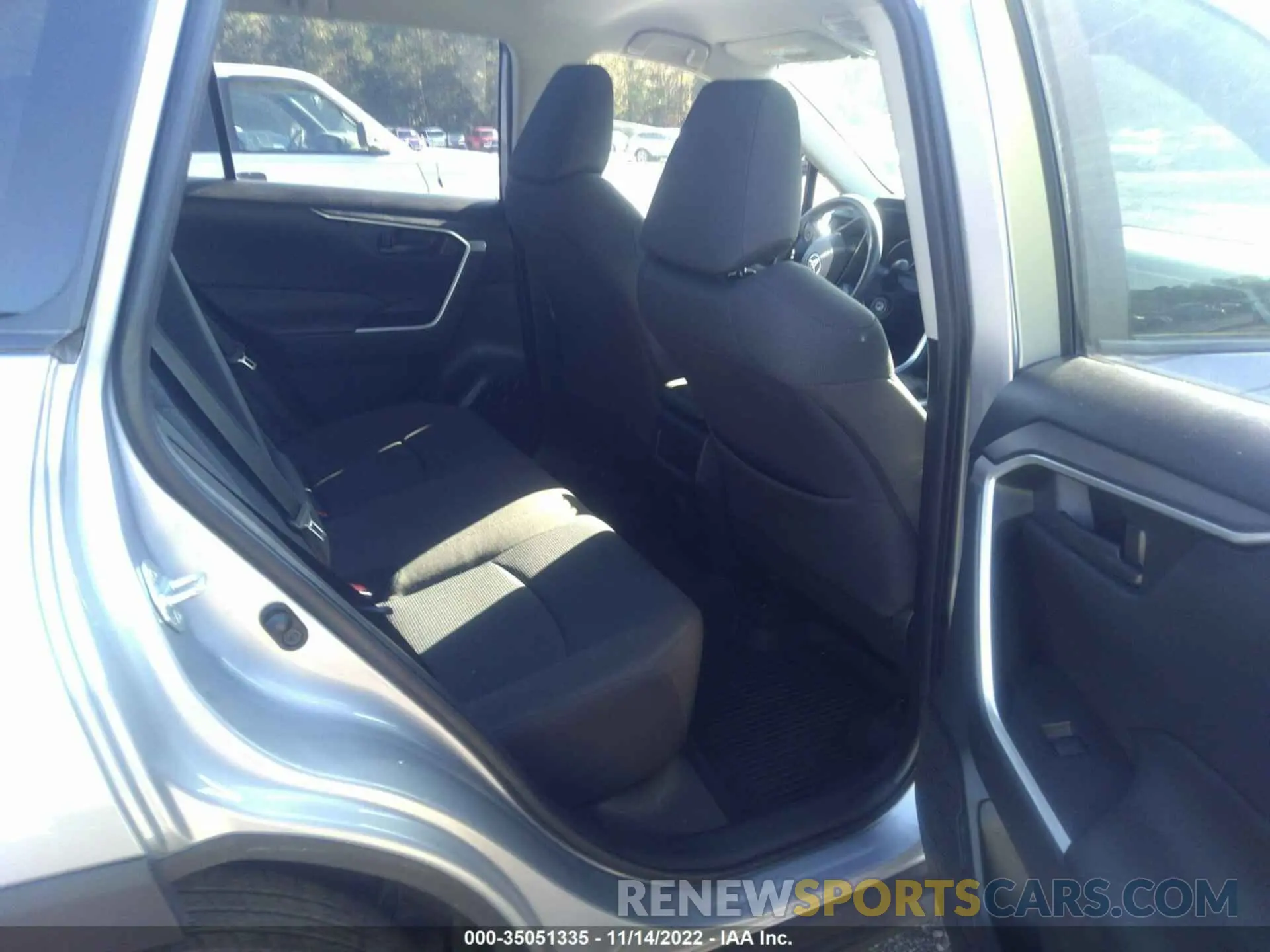 8 Фотография поврежденного автомобиля JTMF1RFV7LD059493 TOYOTA RAV4 2020