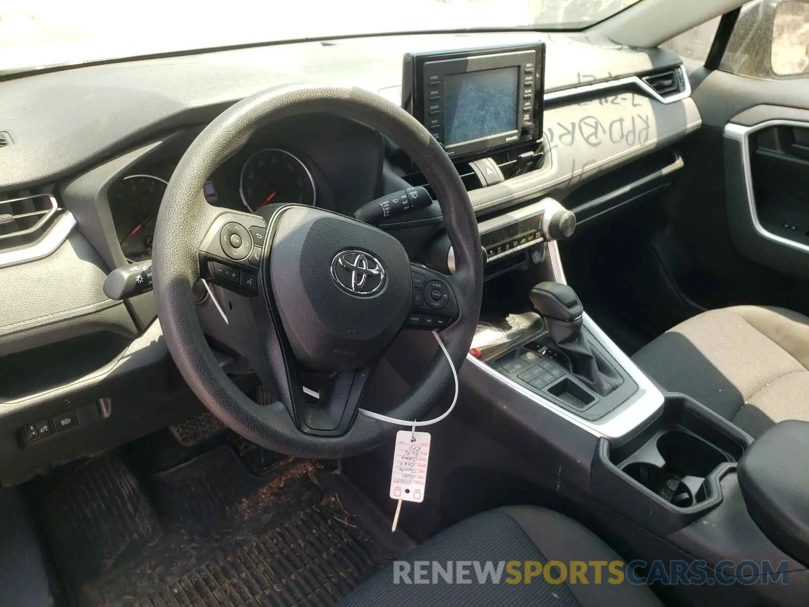 9 Photograph of a damaged car JTMF1RFVXLD048696 TOYOTA RAV4 2020