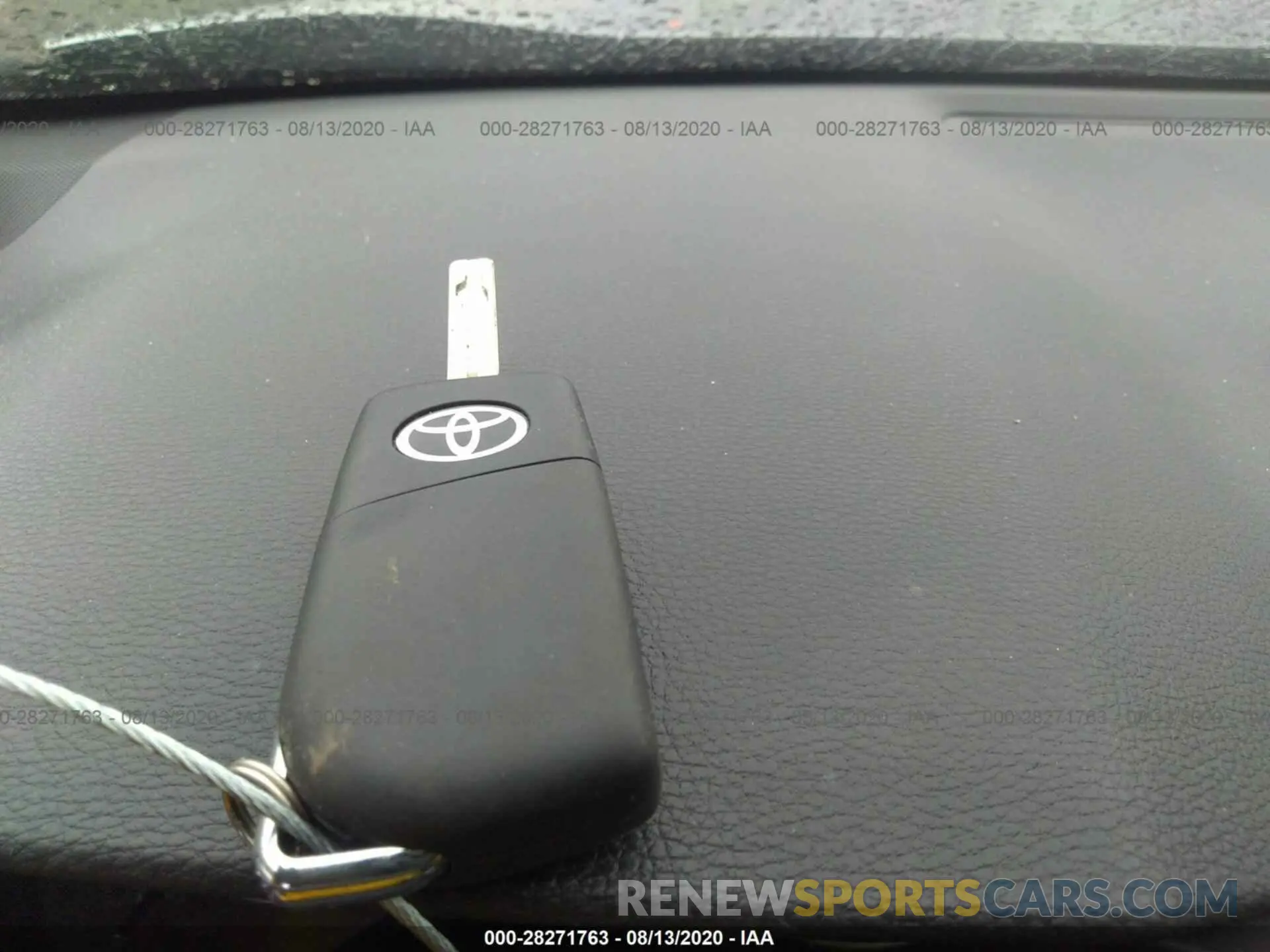 11 Photograph of a damaged car JTMF1RFVXLD061495 TOYOTA RAV4 2020