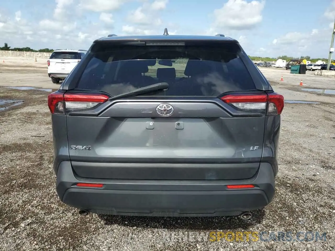 6 Фотография поврежденного автомобиля JTMH1RFV0LD047064 TOYOTA RAV4 2020