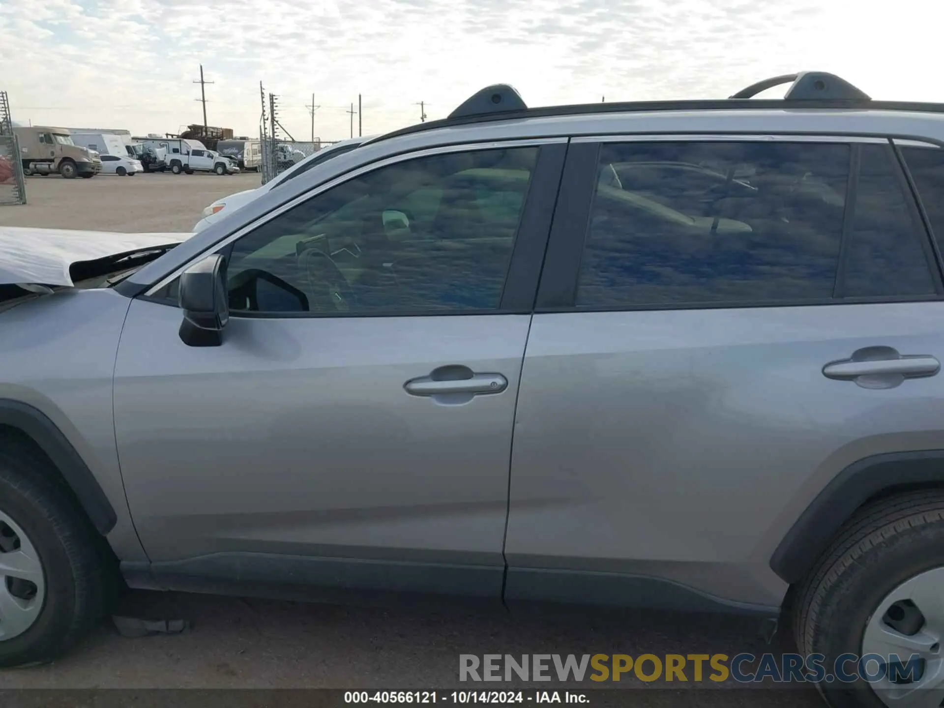 13 Photograph of a damaged car JTMH1RFV4LD044166 TOYOTA RAV4 2020