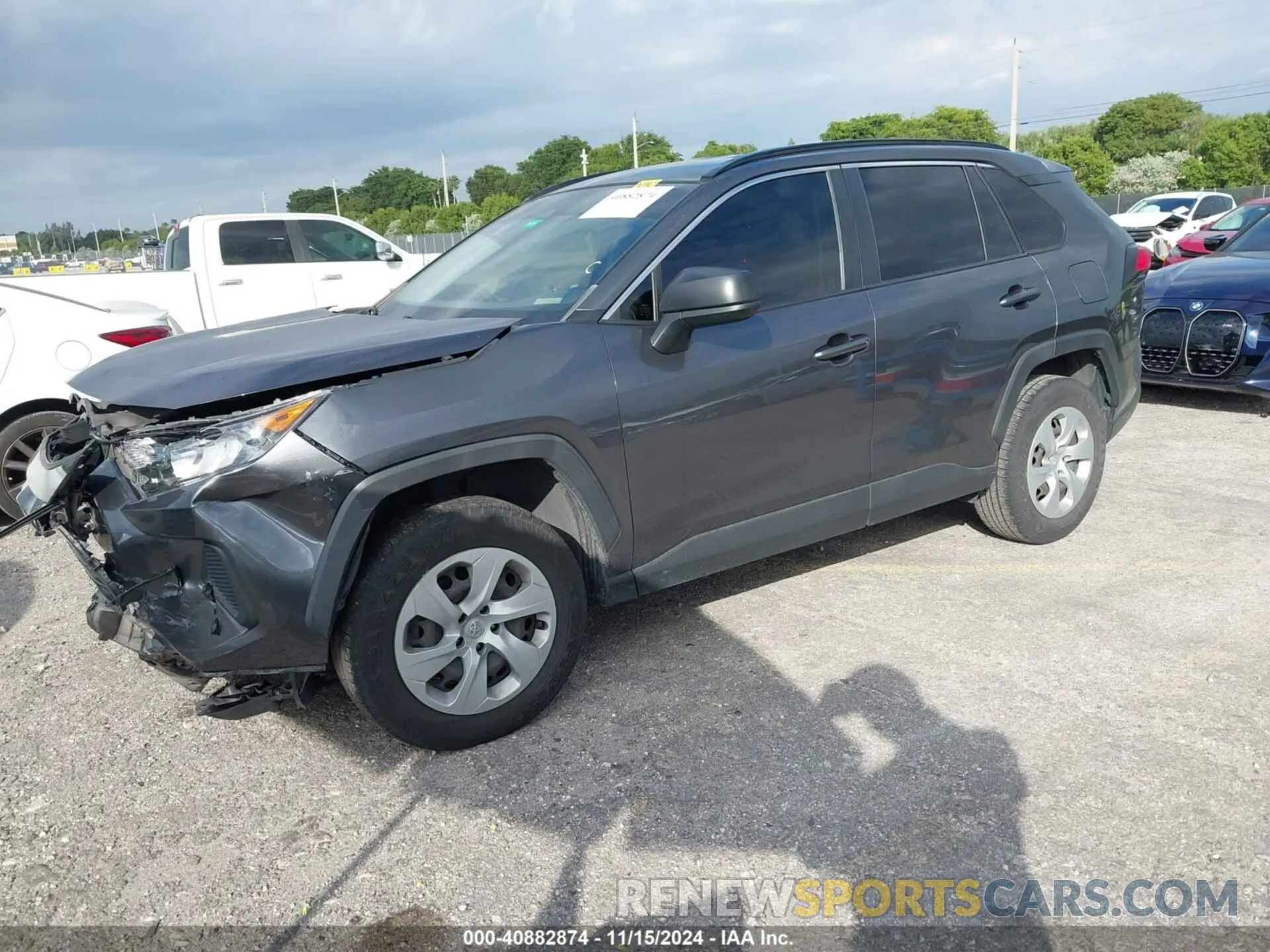 2 Photograph of a damaged car JTMH1RFV8LD047085 TOYOTA RAV4 2020