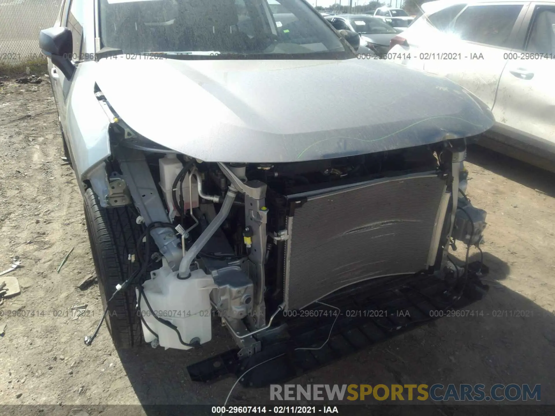 6 Photograph of a damaged car JTMH1RFV9LD045894 TOYOTA RAV4 2020