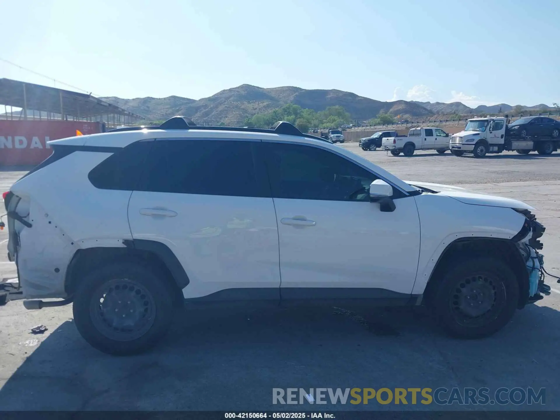 13 Photograph of a damaged car JTMK1RFV0LD060130 TOYOTA RAV4 2020
