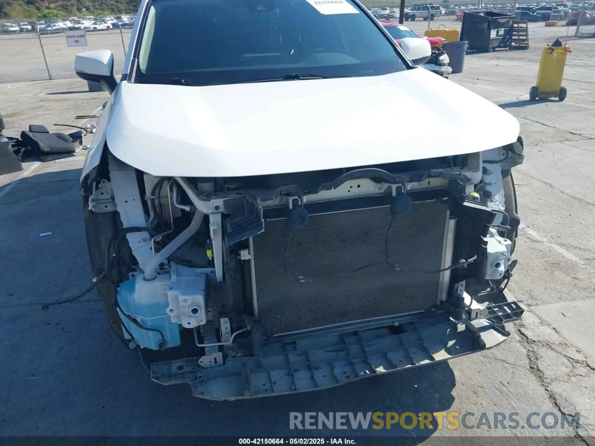 6 Photograph of a damaged car JTMK1RFV0LD060130 TOYOTA RAV4 2020