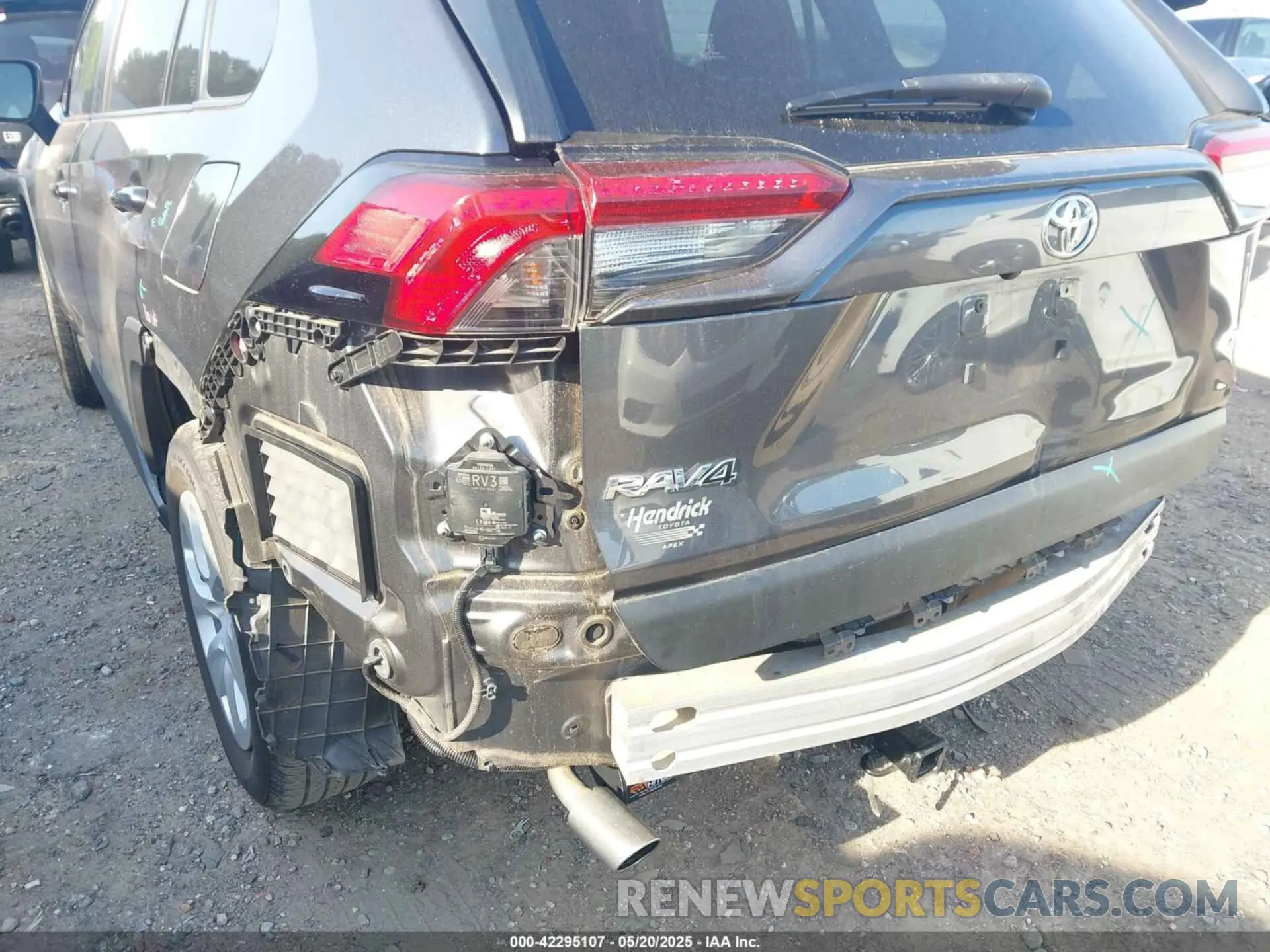 20 Photograph of a damaged car JTMK1RFV3LD053513 TOYOTA RAV4 2020