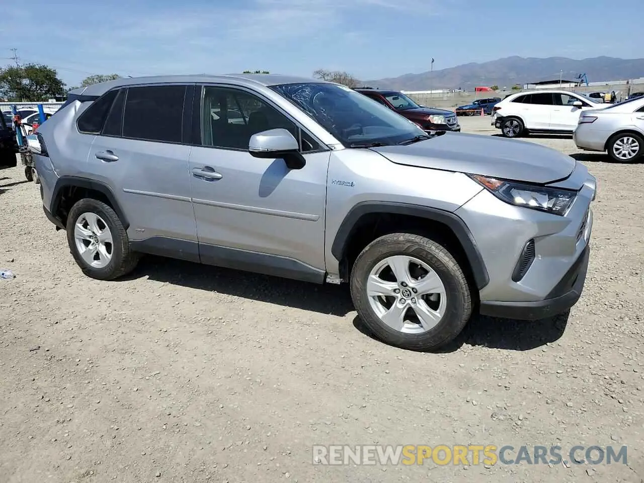 4 Photograph of a damaged car JTMM6RFV7LD001862 TOYOTA RAV4 2020