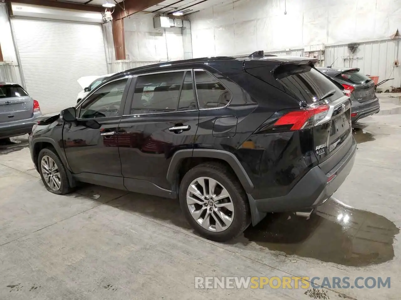 2 Фотография поврежденного автомобиля JTMN1RFV1LJ037244 TOYOTA RAV4 2020