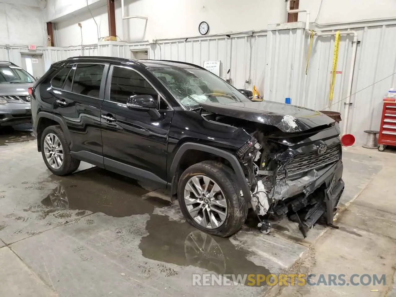 4 Фотография поврежденного автомобиля JTMN1RFV1LJ037244 TOYOTA RAV4 2020