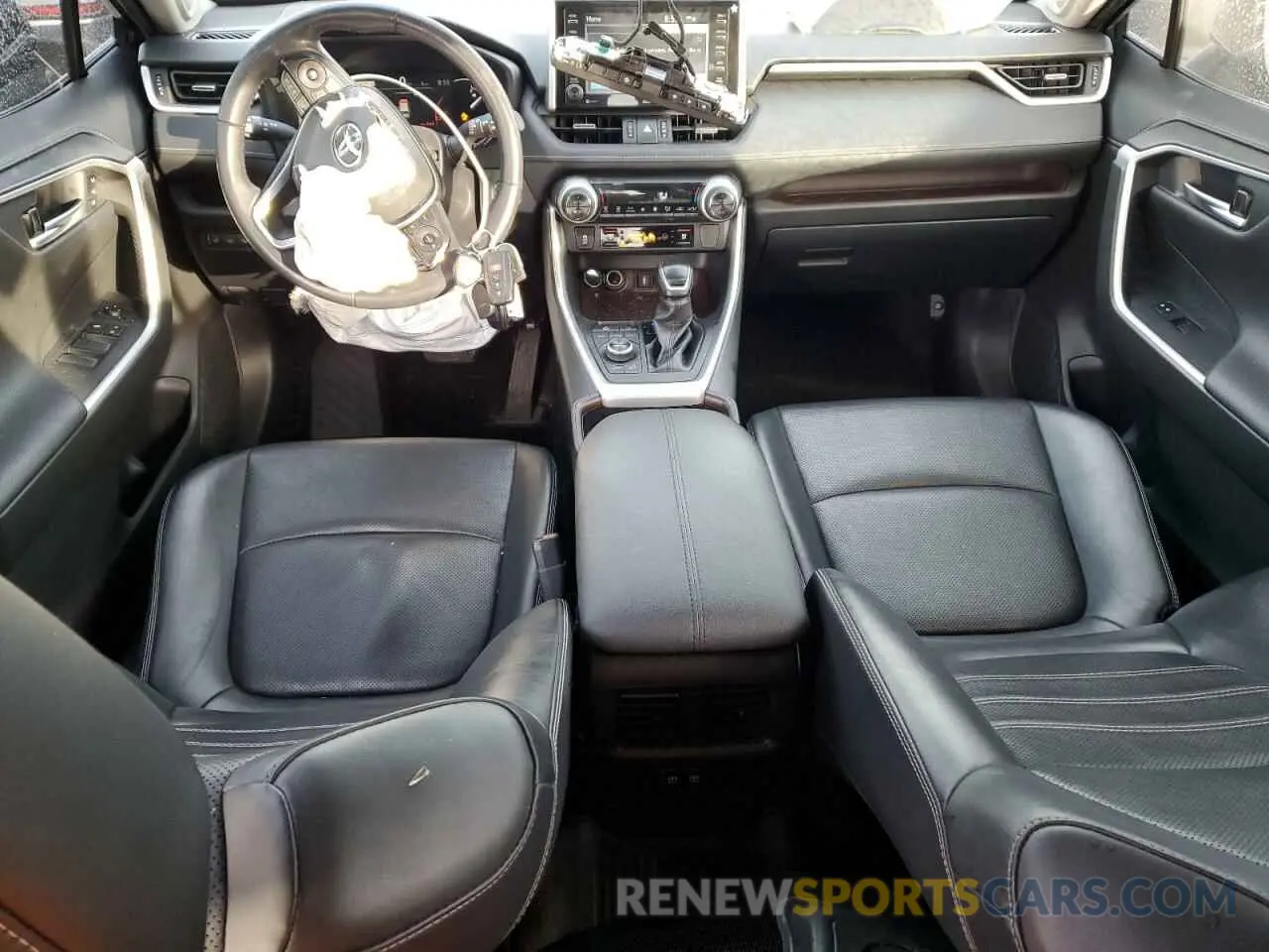 8 Фотография поврежденного автомобиля JTMN1RFV1LJ037244 TOYOTA RAV4 2020