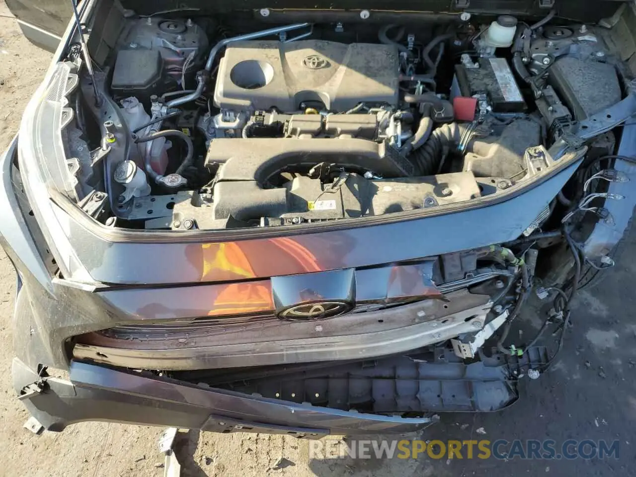 12 Photograph of a damaged car JTMN1RFV2LD530543 TOYOTA RAV4 2020