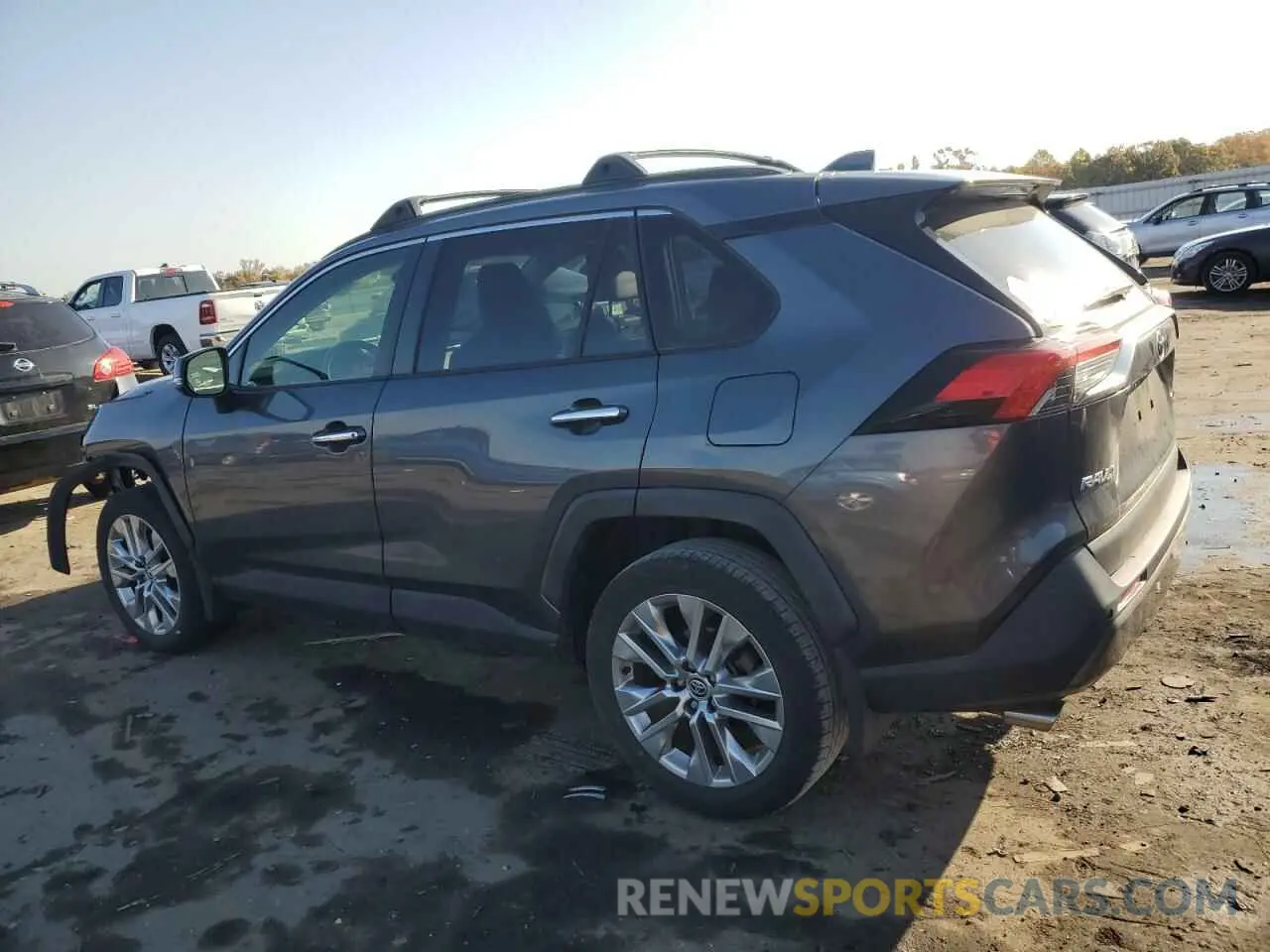 2 Photograph of a damaged car JTMN1RFV2LD530543 TOYOTA RAV4 2020