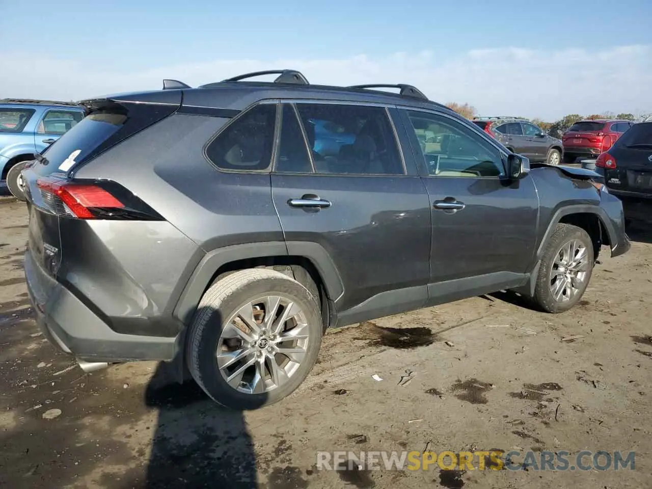 3 Photograph of a damaged car JTMN1RFV2LD530543 TOYOTA RAV4 2020