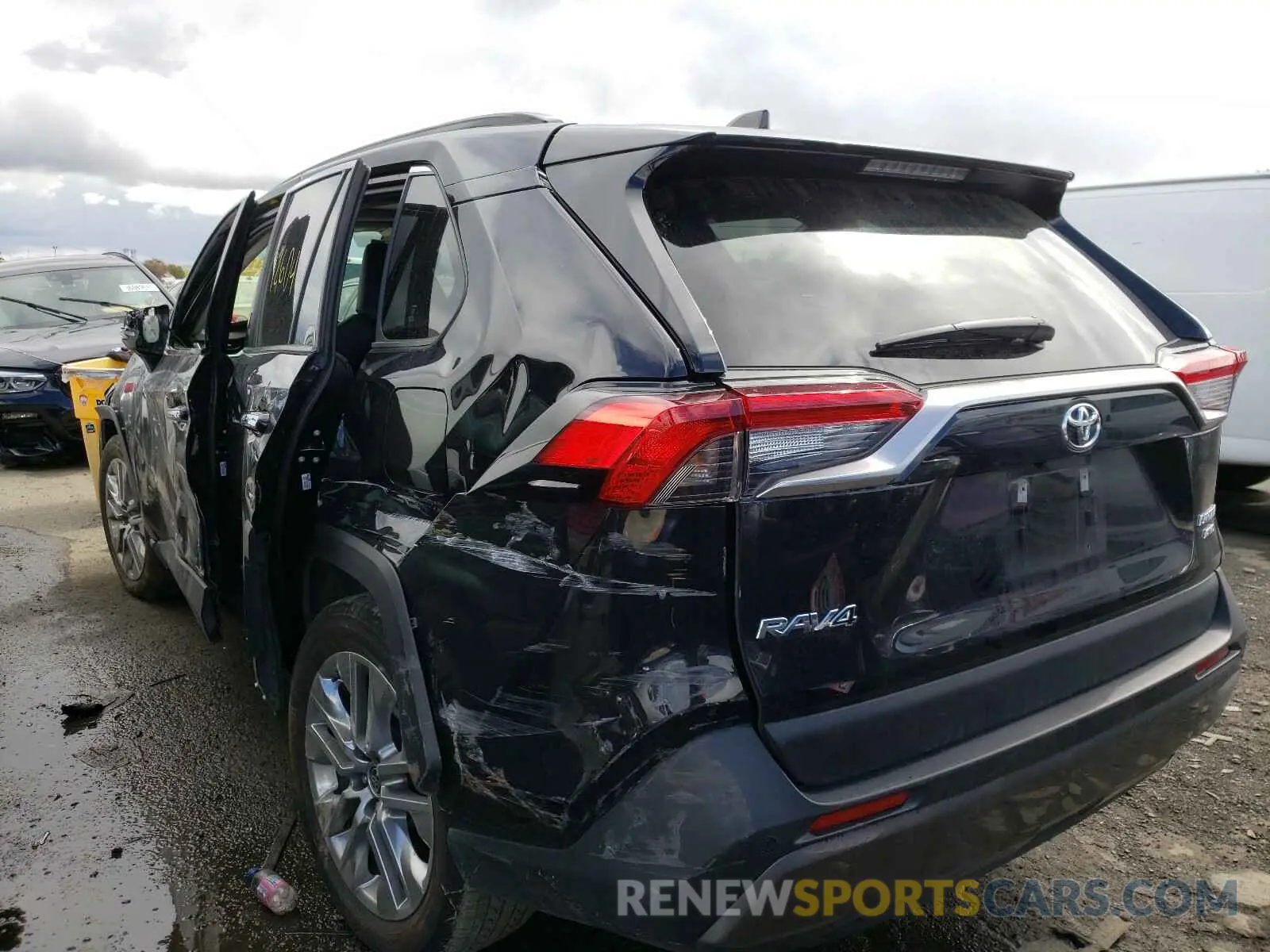 3 Photograph of a damaged car JTMN1RFV3LD529191 TOYOTA RAV4 2020