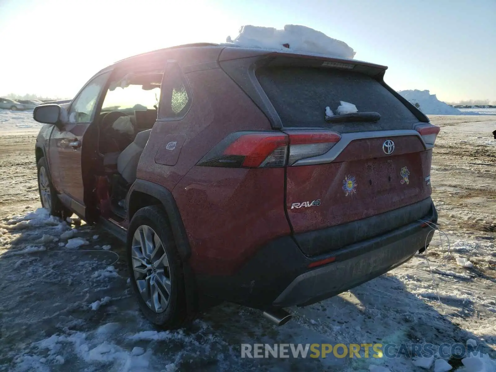 3 Photograph of a damaged car JTMN1RFV7LD528982 TOYOTA RAV4 2020