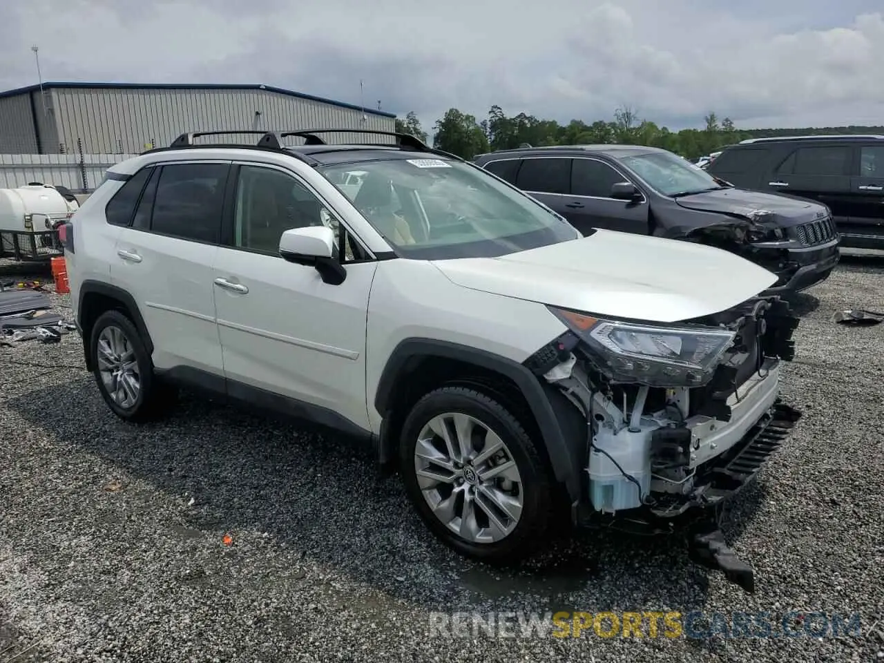 4 Фотография поврежденного автомобиля JTMN1RFV8LD527887 TOYOTA RAV4 2020