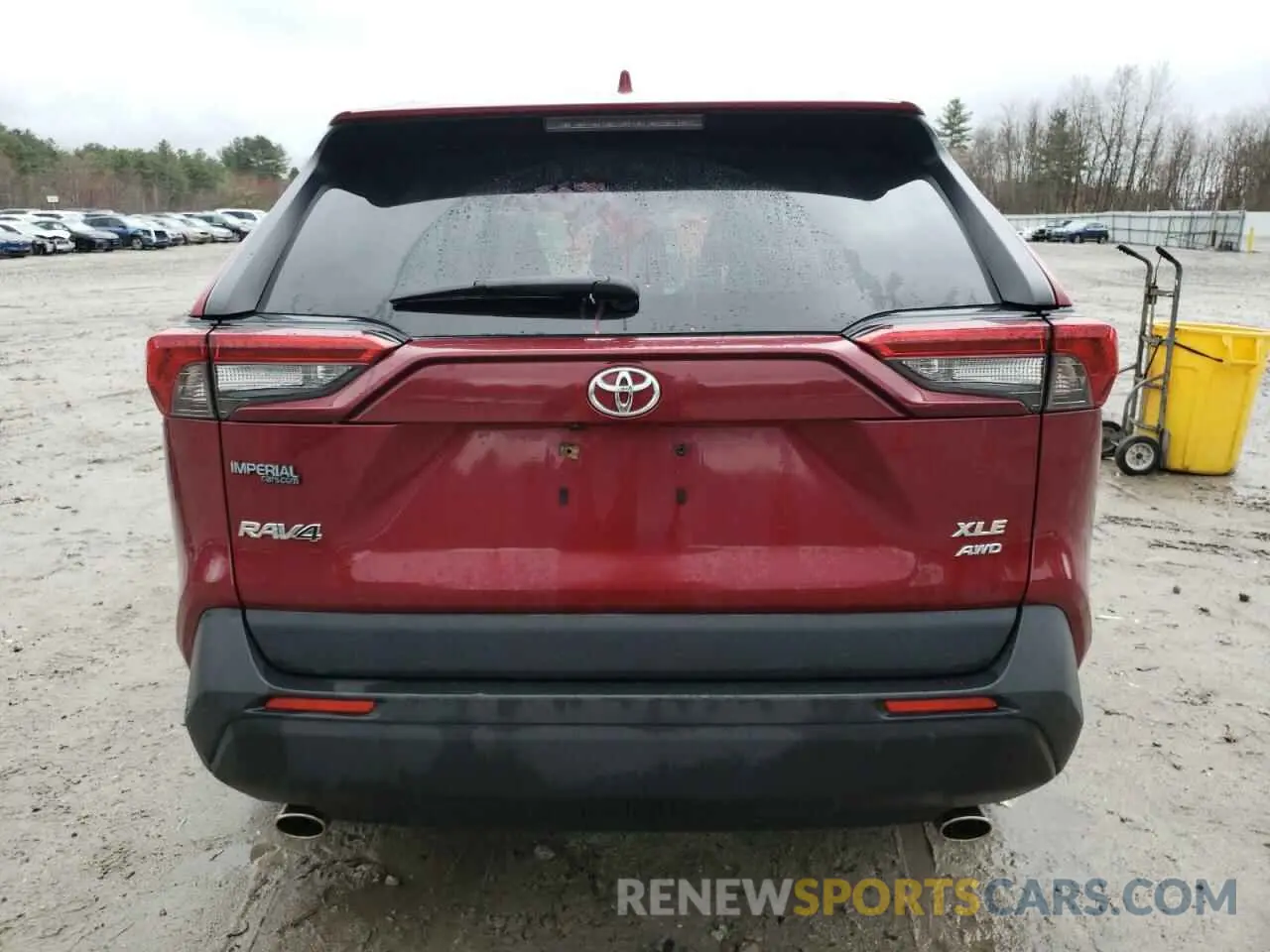 6 Photograph of a damaged car JTMP1RFV1LD058571 TOYOTA RAV4 2020