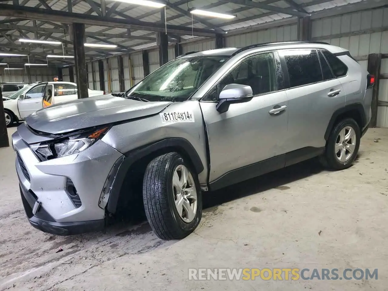 1 Фотография поврежденного автомобиля JTMP1RFV2LD056862 TOYOTA RAV4 2020