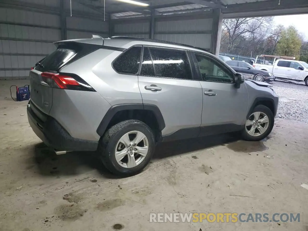 3 Фотография поврежденного автомобиля JTMP1RFV2LD056862 TOYOTA RAV4 2020