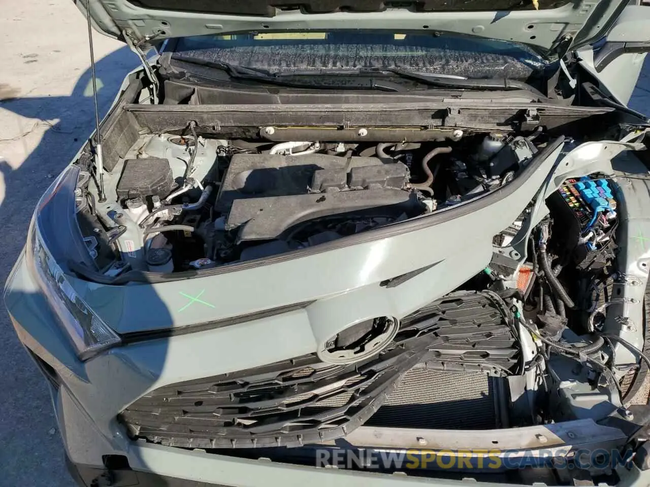 12 Фотография поврежденного автомобиля JTMP1RFV2LJ034815 TOYOTA RAV4 2020
