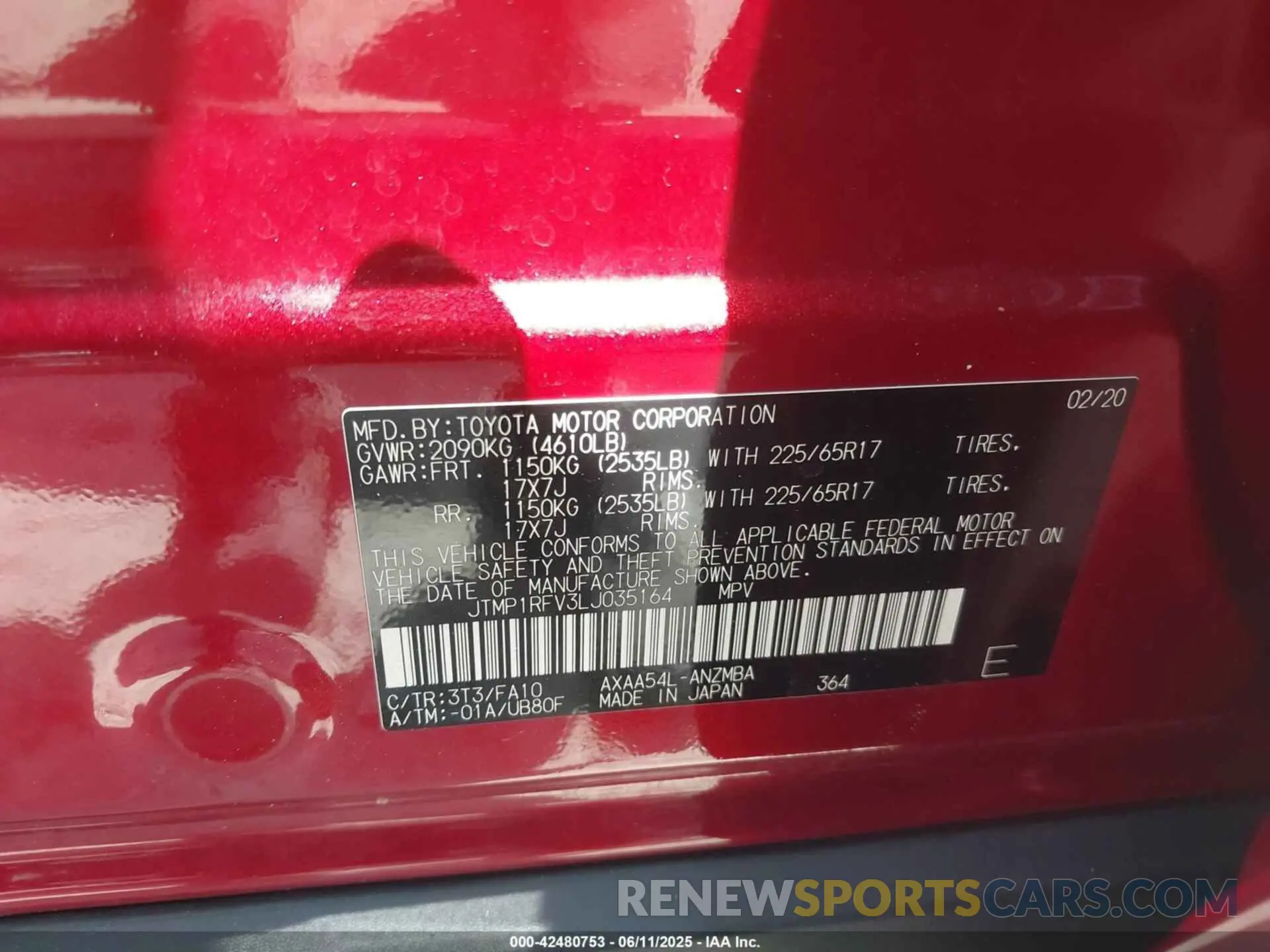 9 Photograph of a damaged car JTMP1RFV3LJ035164 TOYOTA RAV4 2020