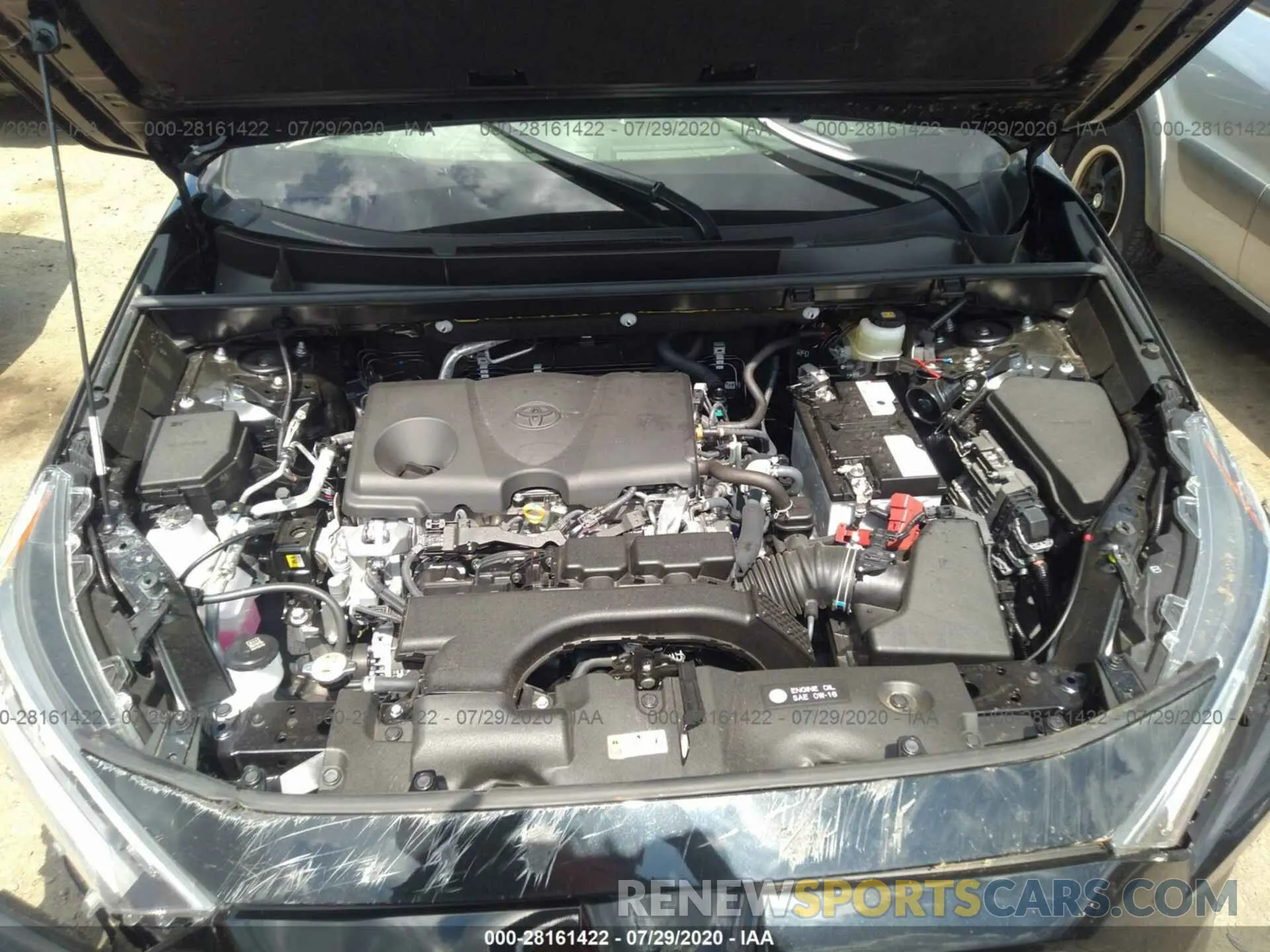 10 Photograph of a damaged car JTMP1RFV4LD061447 TOYOTA RAV4 2020
